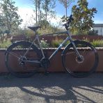 Vélo de ville et chemins GIANT Escape 2 City Disc
