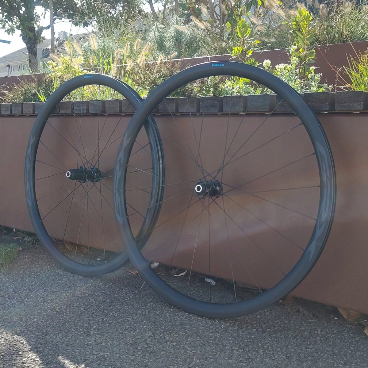 Paire de roues gravel SHIMANO GRX 870