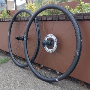 Paire de roues VELOMANN Palladium 30 Disc