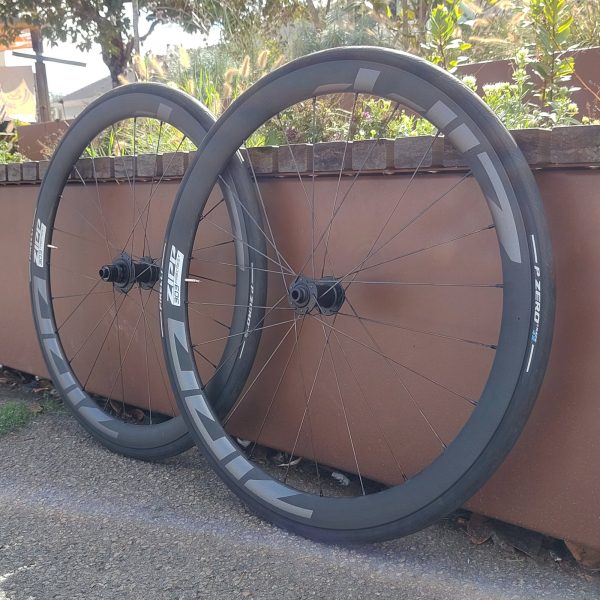 Paire de roues ZIPP 303 Firecrest